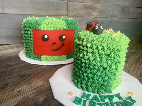 Characters-Cakes-20