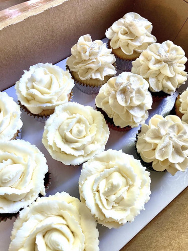 Floral-Cakes-38